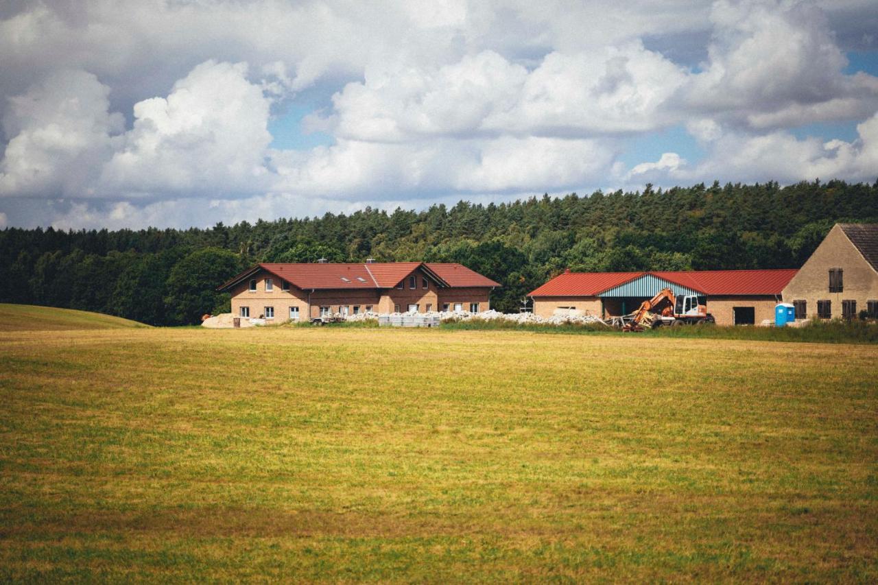 Апартаменты Hirschhof Hohendorf  Экстерьер фото